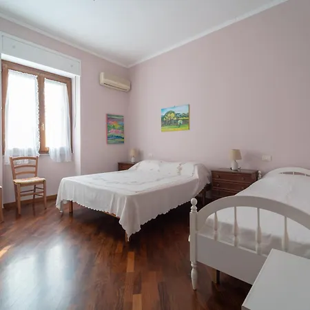 Cecella Apartament *