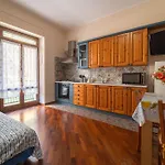 Cecella Apartment *